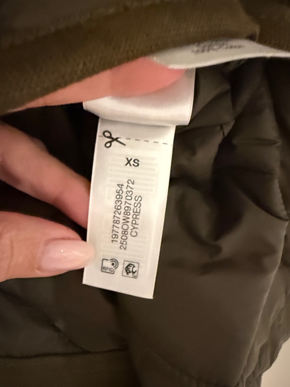 Veronica Beard Quilted Olive Belted Trench Coat - Picture 7 of 7